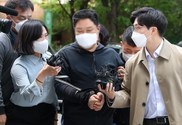 구로 묻지마 폭행 살인 사건 쓰러진 사람 보고 그냥지나간 50명 전말 20억 횡령 후 죽은 딸 비밀 17년간 24억 남자친구에게 보낸 이유 궁금한이야기Y 구로 묻지마 폭행 살인 사건 쓰러진 사람 보고 그냥지나간 50명 전말 20억 횡령 후 죽은 딸 비밀 17년간 24억 남자친구에게 보낸 이유 궁금한이야기Y