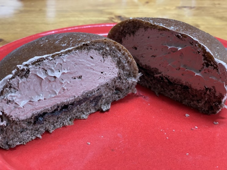  CU 연세우유 생크림빵 후기 (단팥생크림빵 & 초코생크림빵)