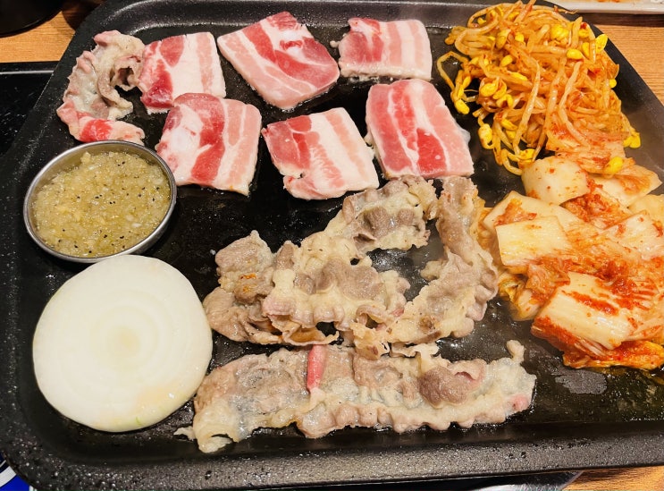 잠실새내역 냉삼 우삼겹 ㅣ불타는 삼겹살ㅣ 솔직리뷰