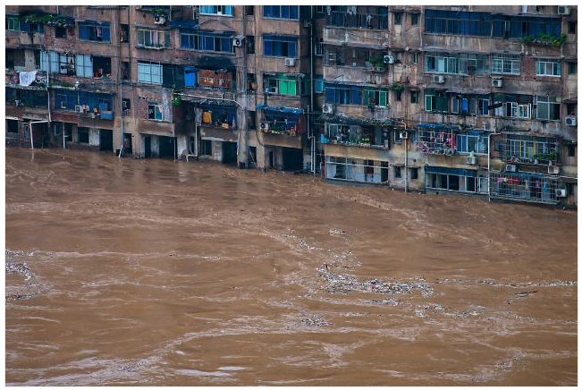 중국 남부지역 폭우(爆雨)로 13명 사망, 남동부 푸젠성 산사태로 8명 사망
