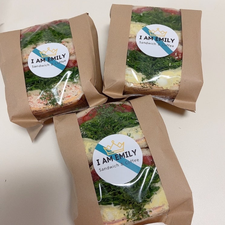  할인 적용하여 샌드위치 맛집 주문[아이엠에밀리 내서점]