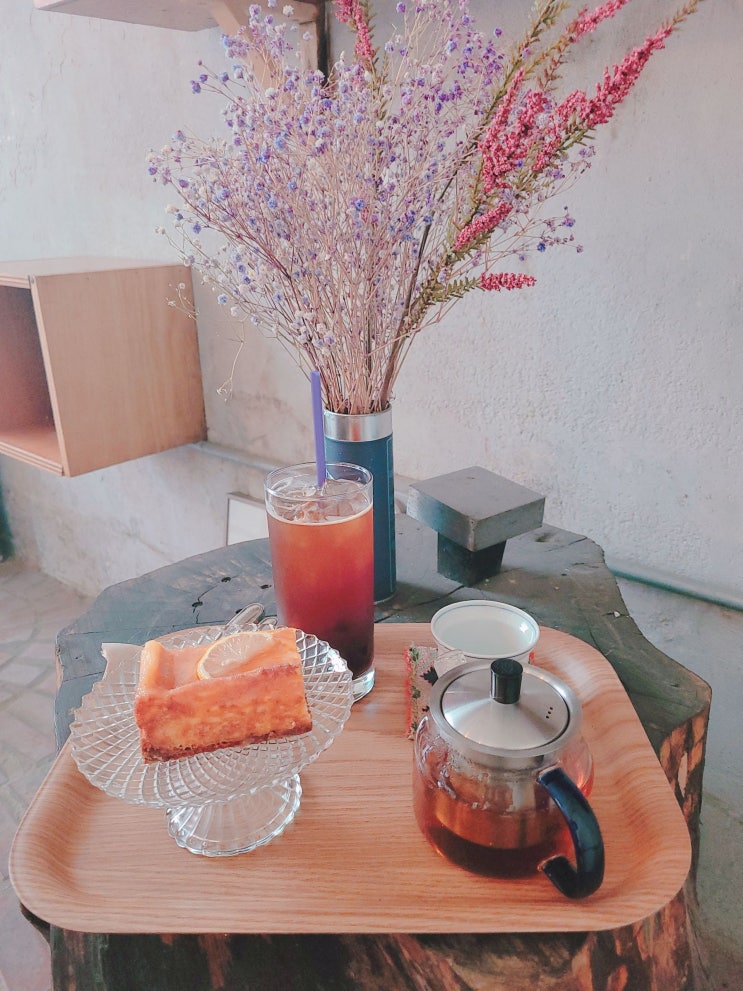 효창공원역 용문동 브랑쿠시, 레몬케이크와 커피가 맛있는 디저트 카페