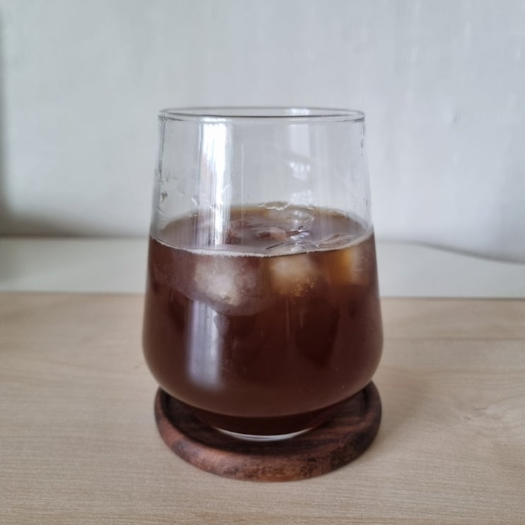  아이스 아메리카노 증명사진