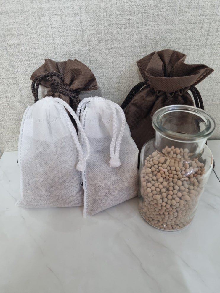  장마철 대비 습한집에 필요한 집안습기제거제 올라잍 천연화공석 후기