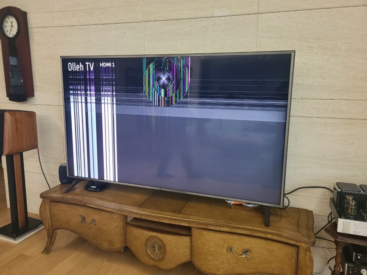  인천TV수리 75UK7400KNA 액정파손 액정교체했어요