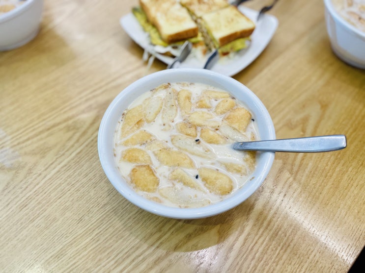 대구 제일콩국 아침식사로 너무 좋아 대구 제일콩국 아침식사로 너무 좋아