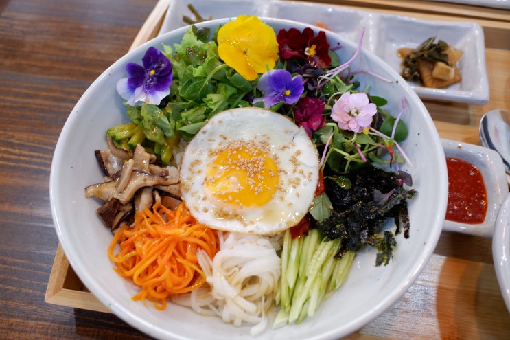  창원 사림동 맛집 꽃야채비빔밥, 매콤잡채덮밥 맛있는 소담온