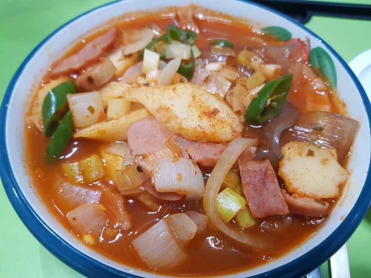 로시마켓 로시당면레드 매운맛 당면뽁이 넓은당면이라 더 맛있음 로시마켓 로시당면레드 매운맛 당면뽁이 넓은당면이라 더 맛있음