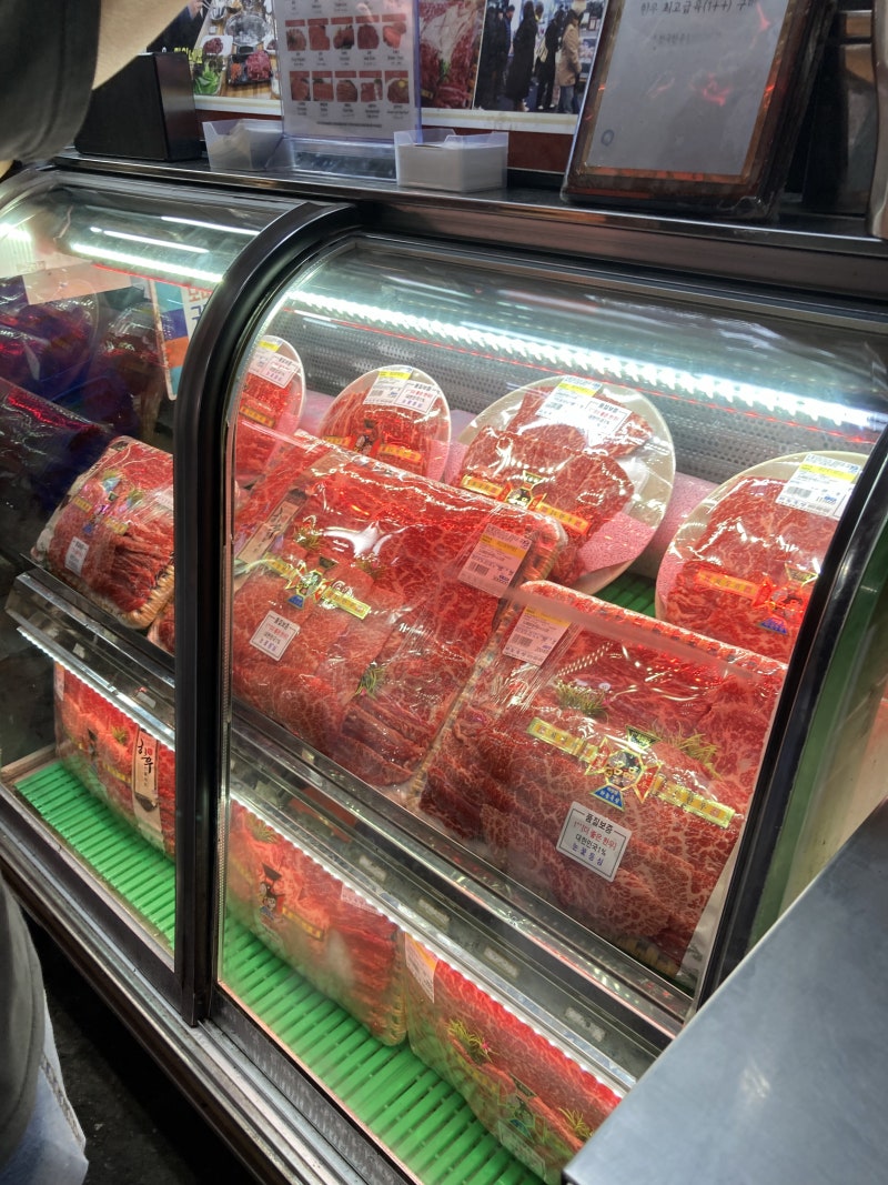 마장동 투플한우맛집 새우 설원등심 뿌식이! 7