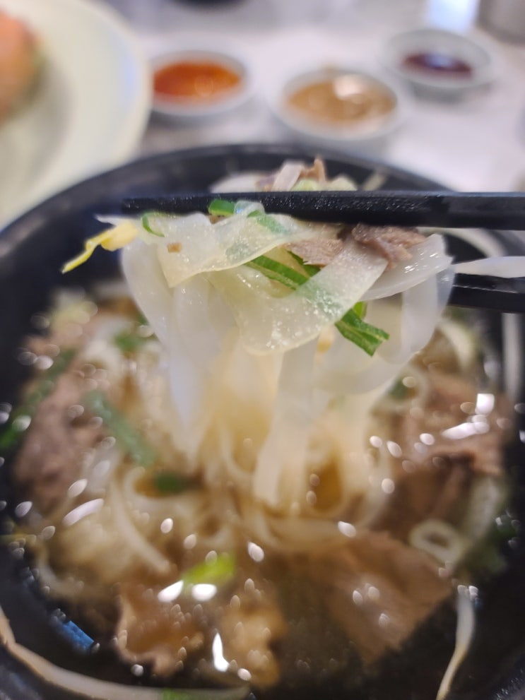  쌀국수 송도 트리플스트리트 맛집 포플러스 한우쌀국수로 든든하게~ 송현아 데이트코스로 추천