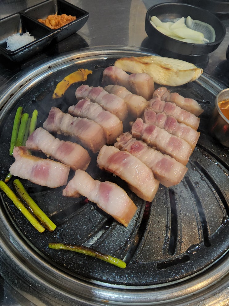  우직했던 서귀포 흑돼지 맛집 : 청춘괴기