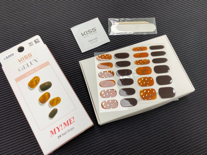 다이소 신상품! 진짜 젤네일같은 네일스티커 키스뉴욕 젤러브마이미 젤네일스티커 3