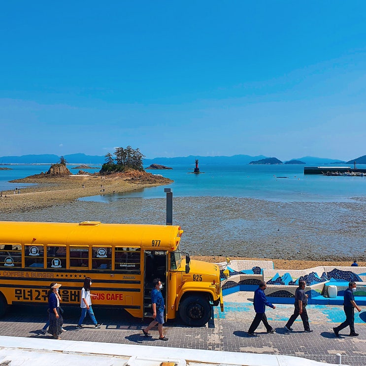 전북 군산 고군산군도 여행;  장자도 걸어보기, 무녀도 카페 무녀2구 마을버스