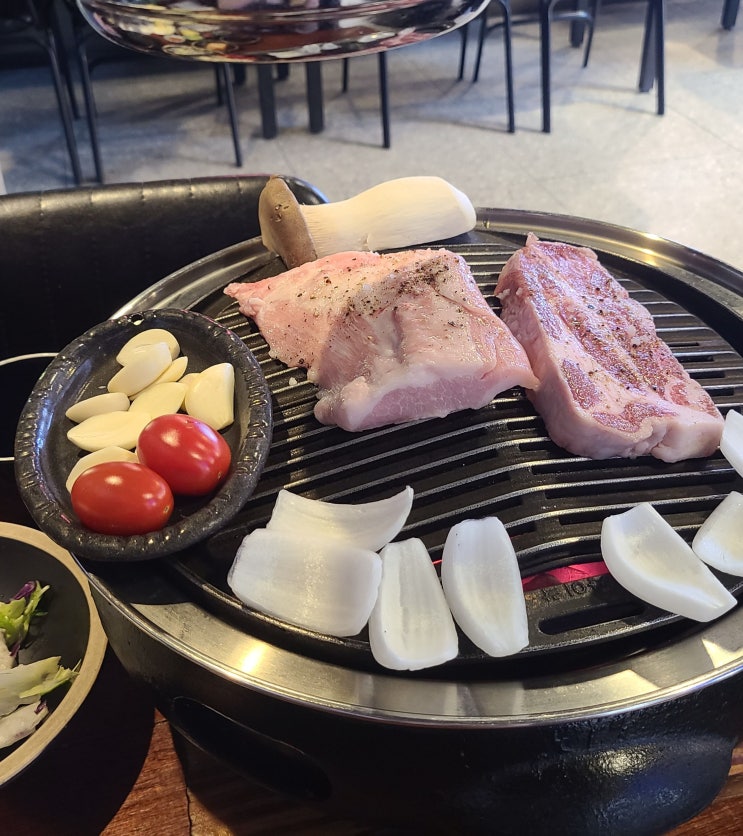  나성동 김씨화로, 이베리코 고기 항정살과 목살 내돈내산