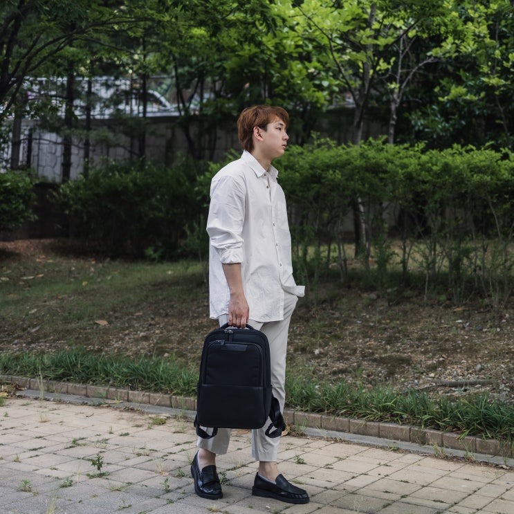  에센셜 노트북 가방, 30대 남자 직장인을 위한 정장 백팩 추천