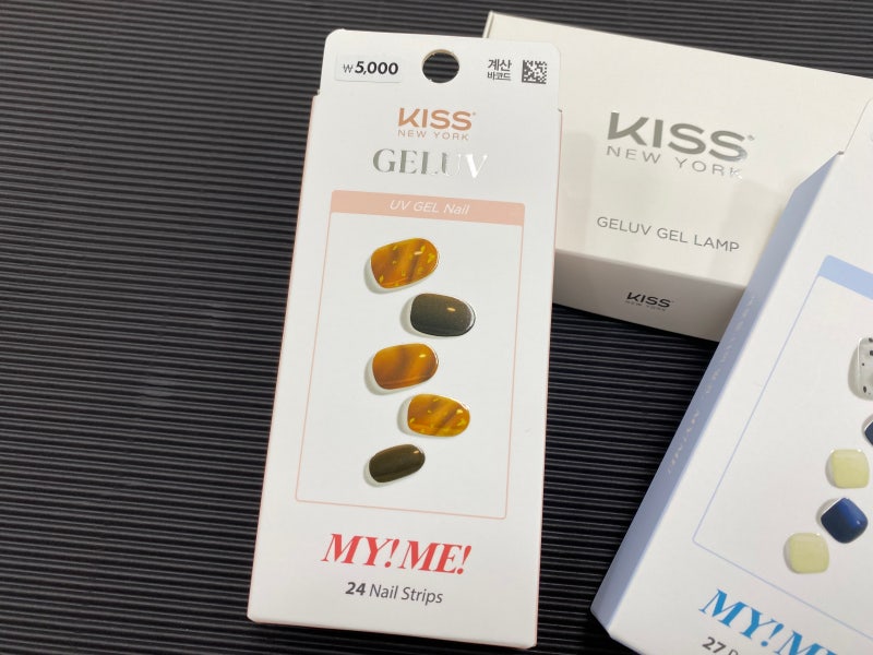 다이소 신상품! 진짜 젤네일같은 네일스티커 키스뉴욕 젤러브마이미 젤네일스티커 4