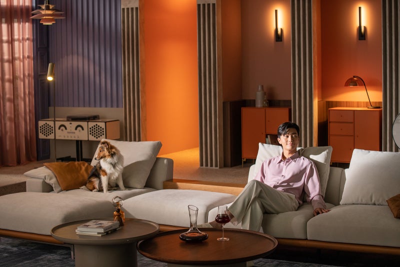 Should I Replace My Sofa with Essa Park Seo-joon's CF Promotion This Time?