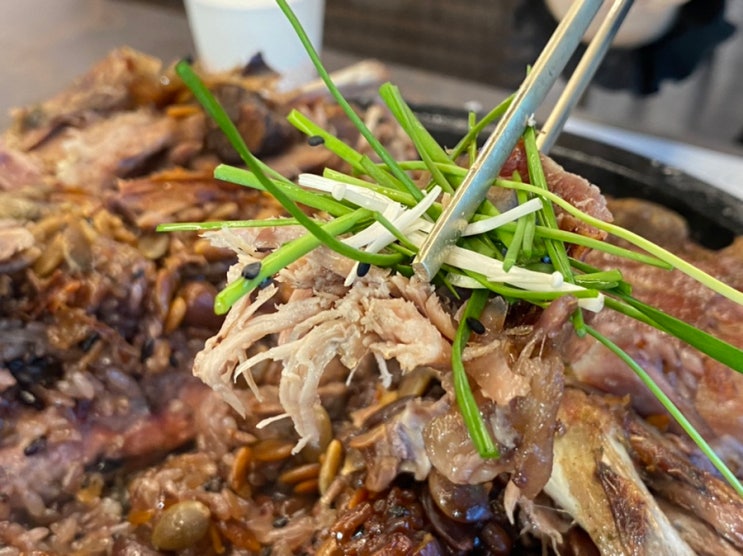  용인 맛집 보양식으로 든든하게! 오리진흙구이 은행나무집