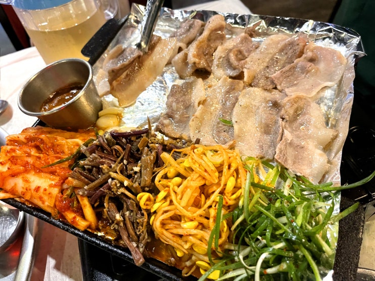  [서울/건대입구]영동교집 "제주냉삼, 돼지껍데기" 건대 냉삼 맛집(건대고기집)