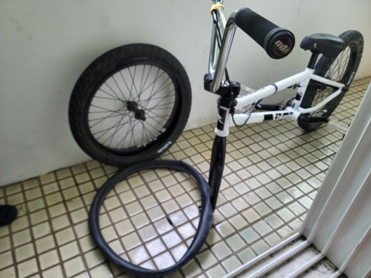  톨오더 자전거수리 BMX 타이어 튜브 교체, 6천원으로 끝!