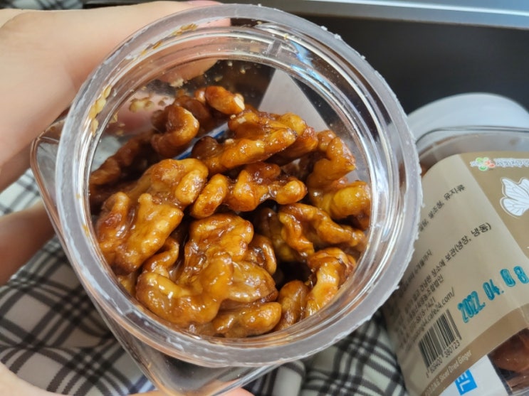  포동호두강정 / 달콤한 영양간식 호두강정 포동청년회