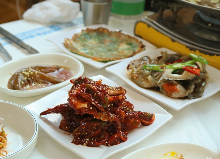  여수 '석천식당' 불고기가 나오는 게장백반 맛집