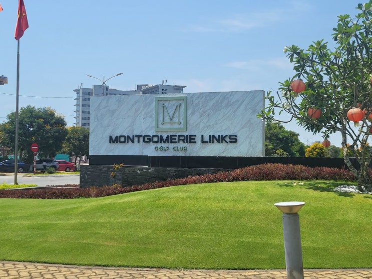    무엉탄(므엉탄) 아파트 앞 로컬 식당 쌀국수 복음밥 다낭 몽고메리 골프장 골프연습장 MONTGOMERIE LINKS 가격이 싸고 좋음 여행
