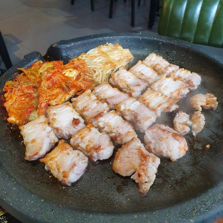  대구시지광장맛집 꽃삼겹살과 막창이 맛있는 '홍림막창'