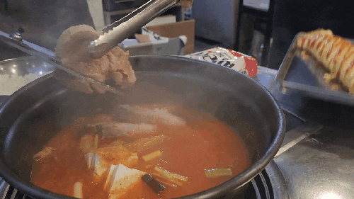  신도림밥집 백채 김치찌개 김치구이 잘해요