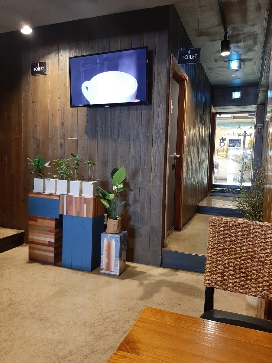 카페베네 안성점 사진 6