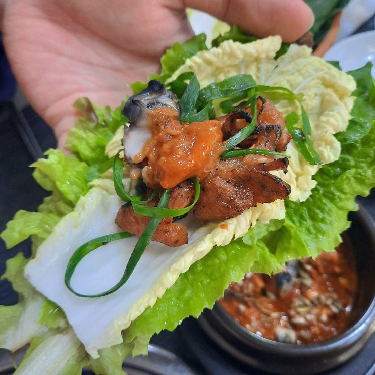  신포 맛집 '시골쌈밥' 무한리필 쌈채소와 우렁쌈밥