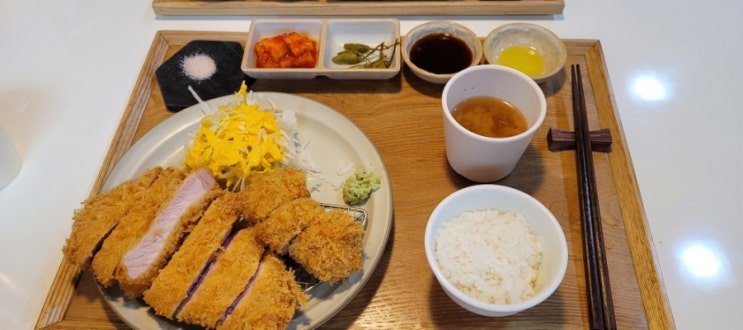 아주대 맛집으로 유명한 토요일은 밥이좋아 에서 나온 수원7미 [한조카츠] 돈까스 맛집 후기