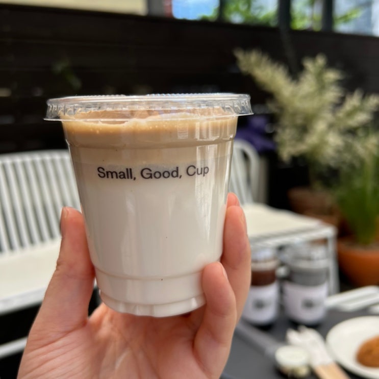 부산 광안리 카페 : 스몰굿커피 광안역점 부산 광안리 카페 : 스몰굿커피 광안역점