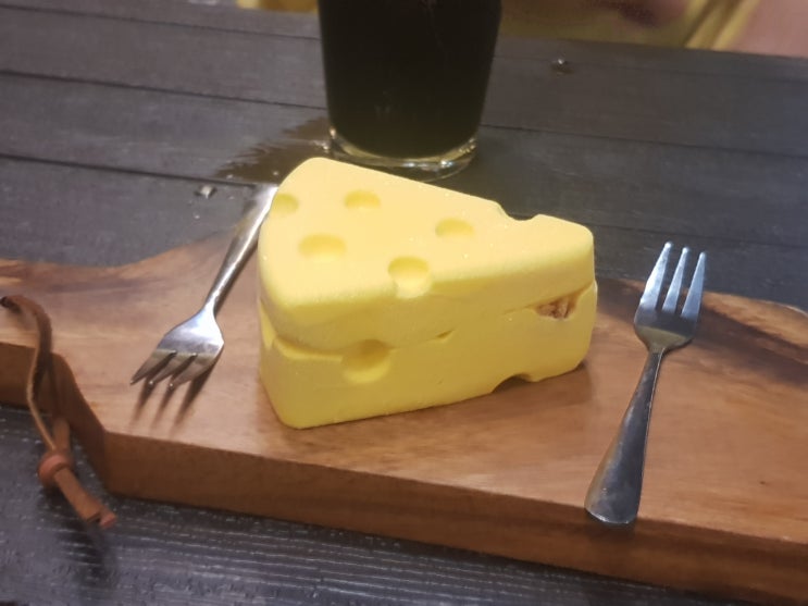  용인 동백 맥주 펍 다그다 : 필라델피아 천연 발효 치즈 케잌, 임페리얼 스타우트 후기!