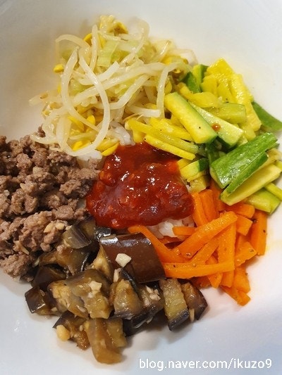  [레시피] 정성 가득 간단 비빔밥