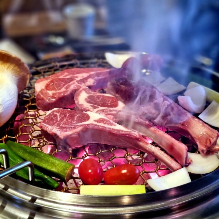  학동역 맛집 대접받으며 먹었던 압구정 양갈비