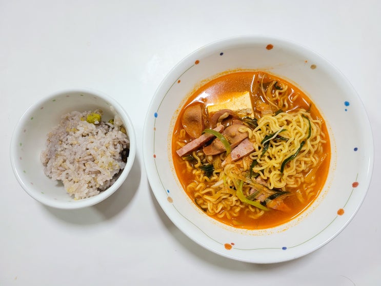  뚝섬역밀키트 초간단요리 땅스부대찌개 성수점