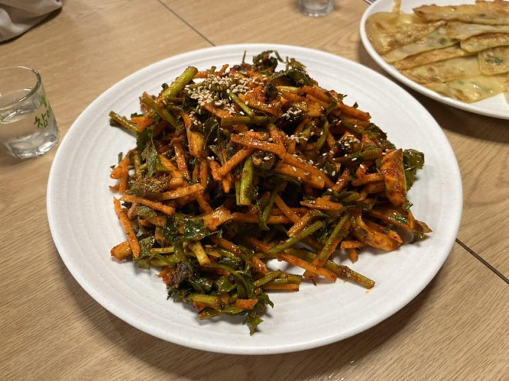 서울 송파구 풍납동ㅣ강동구청역ㅣ세모무침회ㅣ대구식 오징어무침 납작만두 맛집