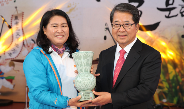 이천 증포동, ‘G소리 통기타’ 우수동아리 경연대회 최우수상 수상 이천 증포동, ‘G소리 통기타’ 우수동아리 경연대회 최우수상 수상