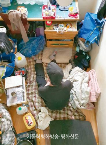 “사실 가난한 이들은 늘 우리 곁에 있다” “사실 가난한 이들은 늘 우리 곁에 있다”
