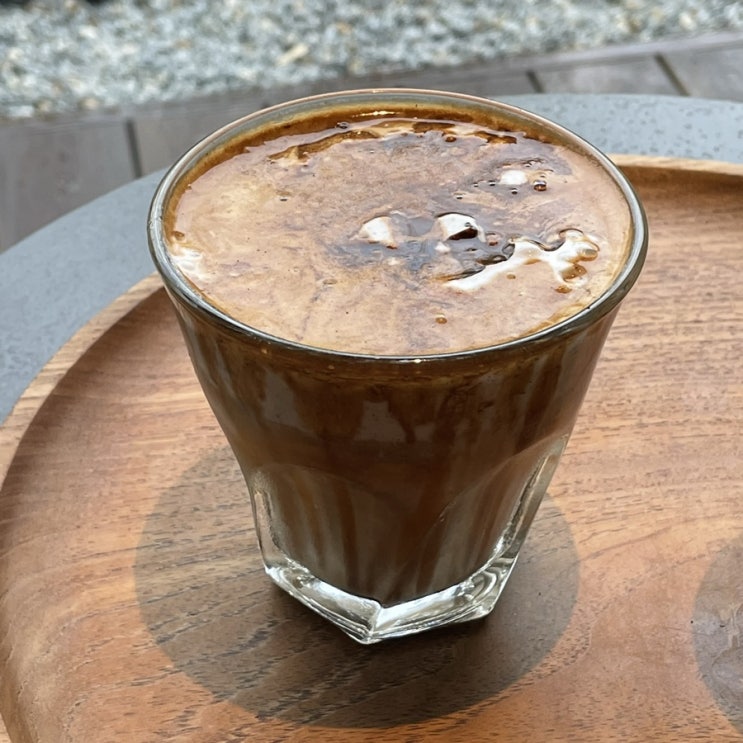  (강릉) 카페 툇마루_흑임자라떼 너무 맛있는 곳
