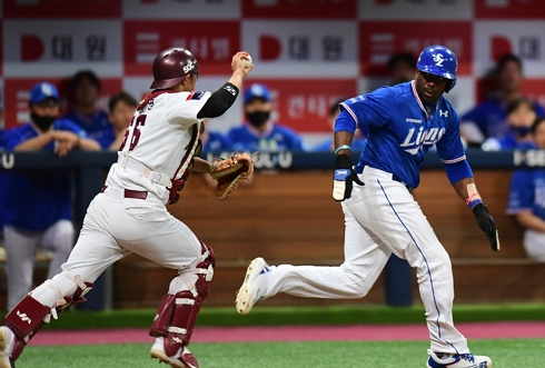 2022시즌 KBO 국내 프로야구 분석 4일 LG SSG 삼성 두산 NC 롯데 KT KIA기아 한화 키움 2022시즌 KBO 국내 프로야구 분석 4일 LG SSG 삼성 두산 NC 롯데 KT KIA기아 한화 키움