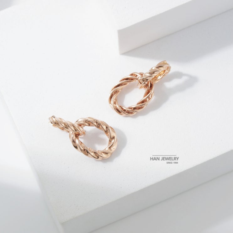 14k 귀걸이 볼드한 매력의 투링귀걸이 14k 귀걸이 볼드한 매력의 투링귀걸이