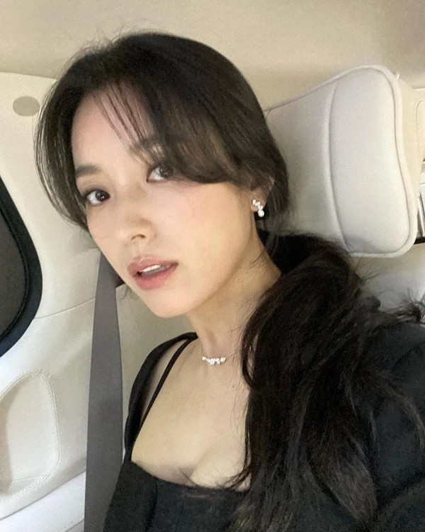 배우 한효주 인스타, 테니스장에서 마네킹 같은 늘씬한 다리 인증 "모두가 감탄했다" 배우 한효주 인스타, 테니스장에서 마네킹 같은 늘씬한 다리 인증 "모두가 감탄했다"