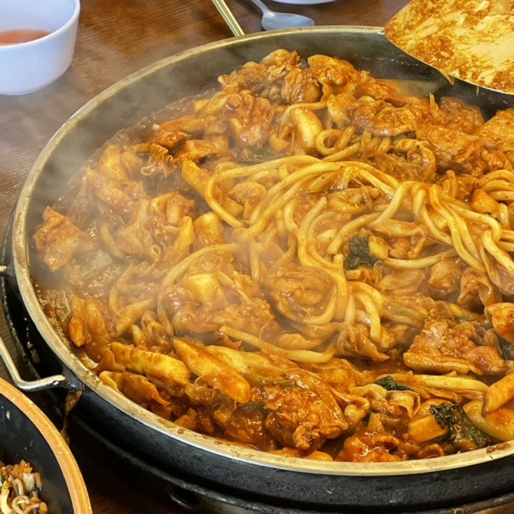  [춘천] 철판 닭갈비, 소양댐 맛집 | 춘천통나무집닭갈비 본점