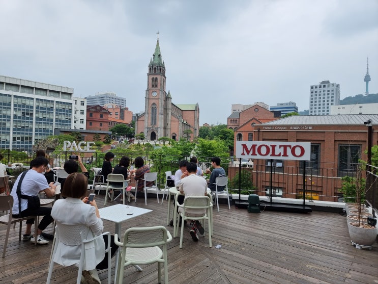  아내와 점심시간 명동 데이트@몰토(MOLTO)