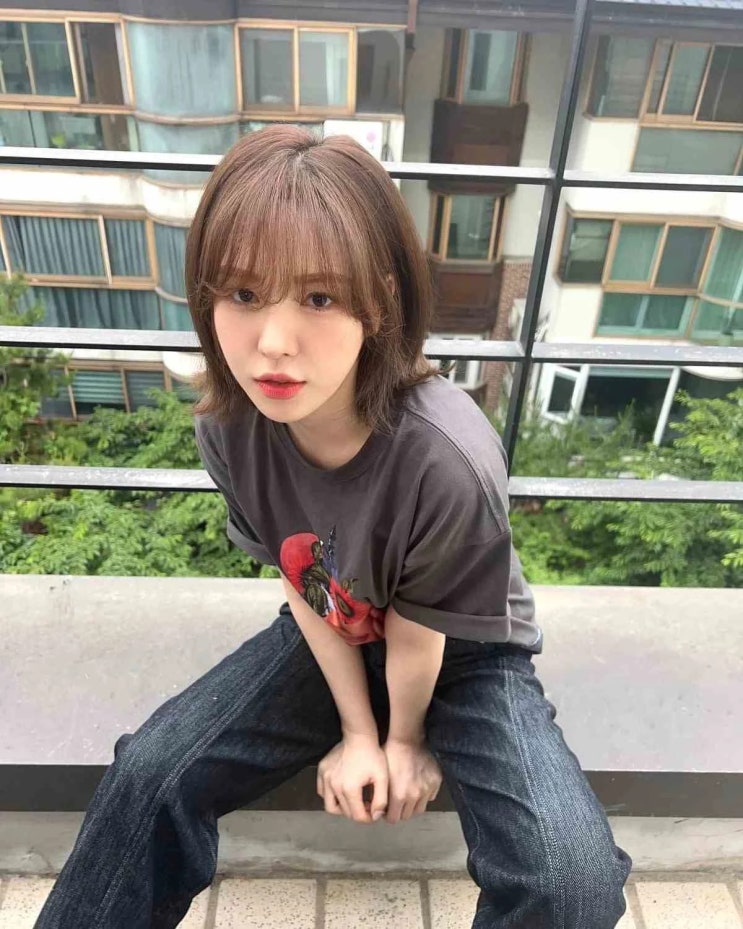 레드벨벳 웬디, 히피펌 헤어스타일에서 단발로 변신...반응 폭발 중인 여자 아이돌 레드벨벳 웬디, 히피펌 헤어스타일에서 단발로 변신...반응 폭발 중인 여자 아이돌