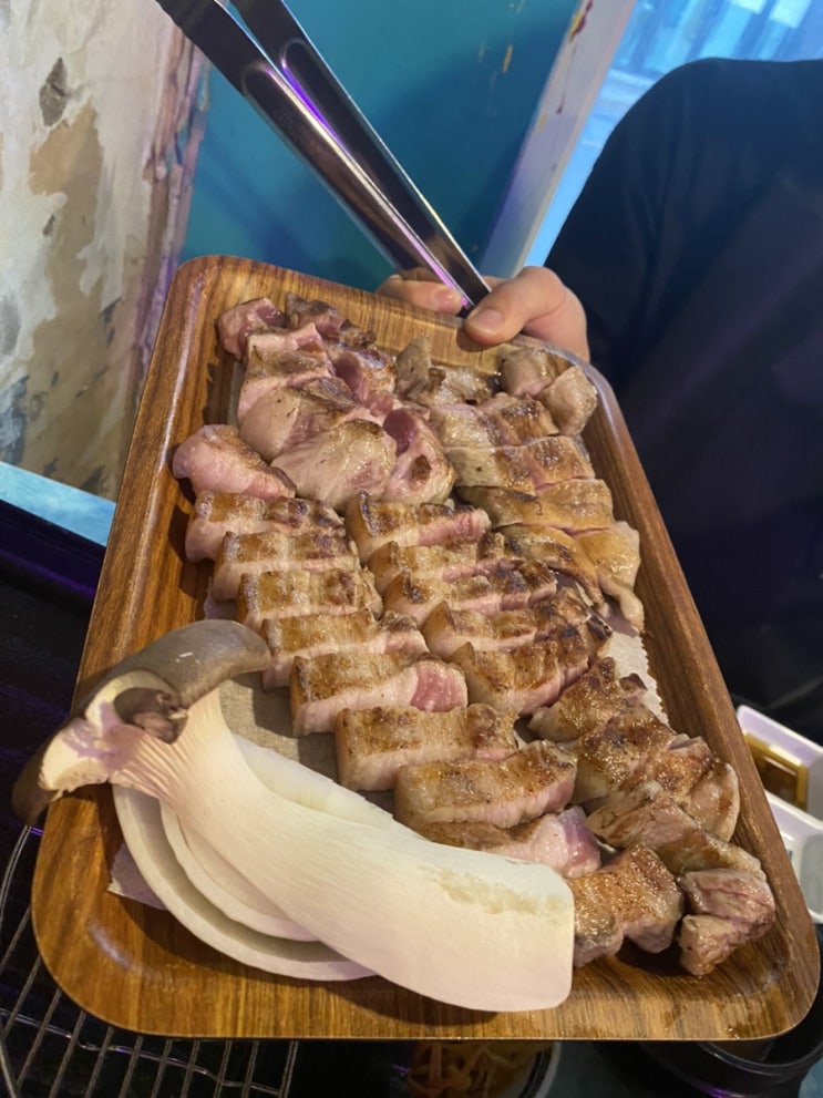 대전 초벌 고기 한판 | 투더돼지