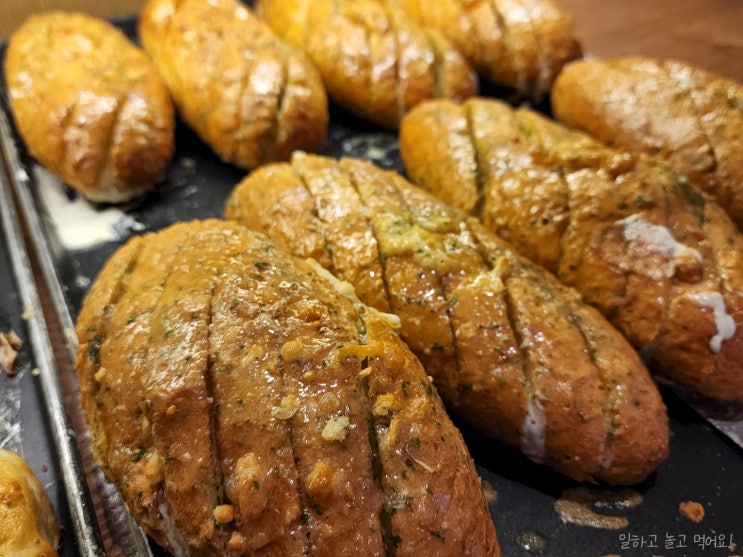 맛으로 전국제패. 불량한 수원빵맛집 모범제빵소 :: 전국3대마늘빵 마샤바게트