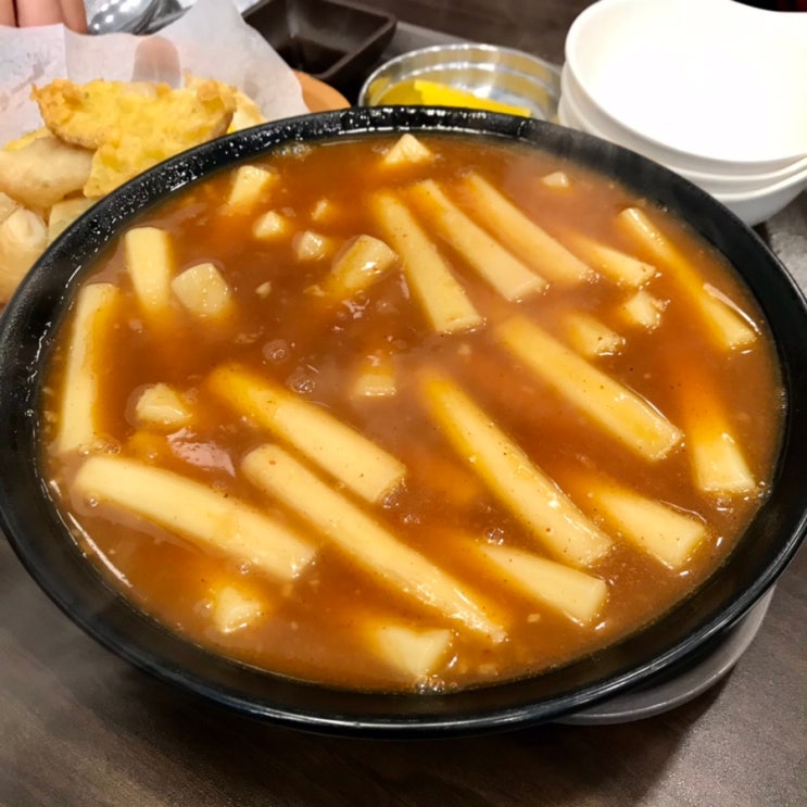 쌍용동 쌍용역(나사렛대) 맞은편 직접가서 먹은 마늘떡볶이 / 천안식후감